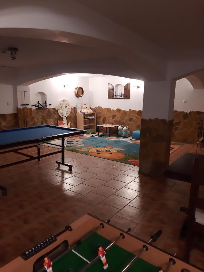 Vila Hora Cu Brazi Zărneşti Exterior foto